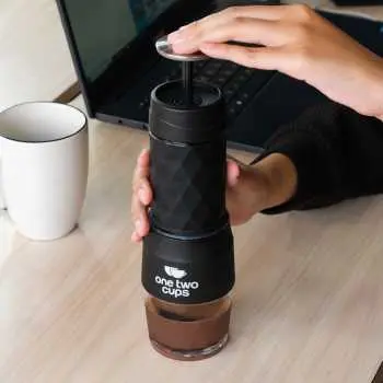 one-two-cups-hand-press-mini-espresso-coffee-maker-3-in-1-20-bar-120ml-hs-8439 (5).webp