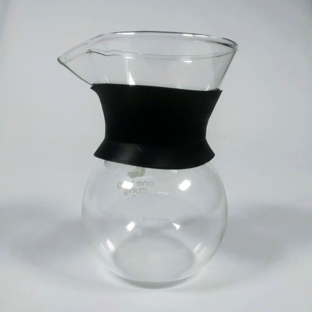 one-two-cups-coffee-server-chemex-drip-pour-over-borosilicate-glass-se111 (1).webp