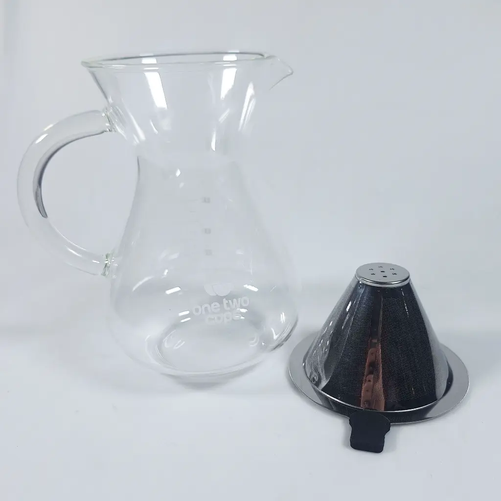 one-two-cups-coffee-server-chemex-drip-pour-over-with-filter-se11 (3).webp