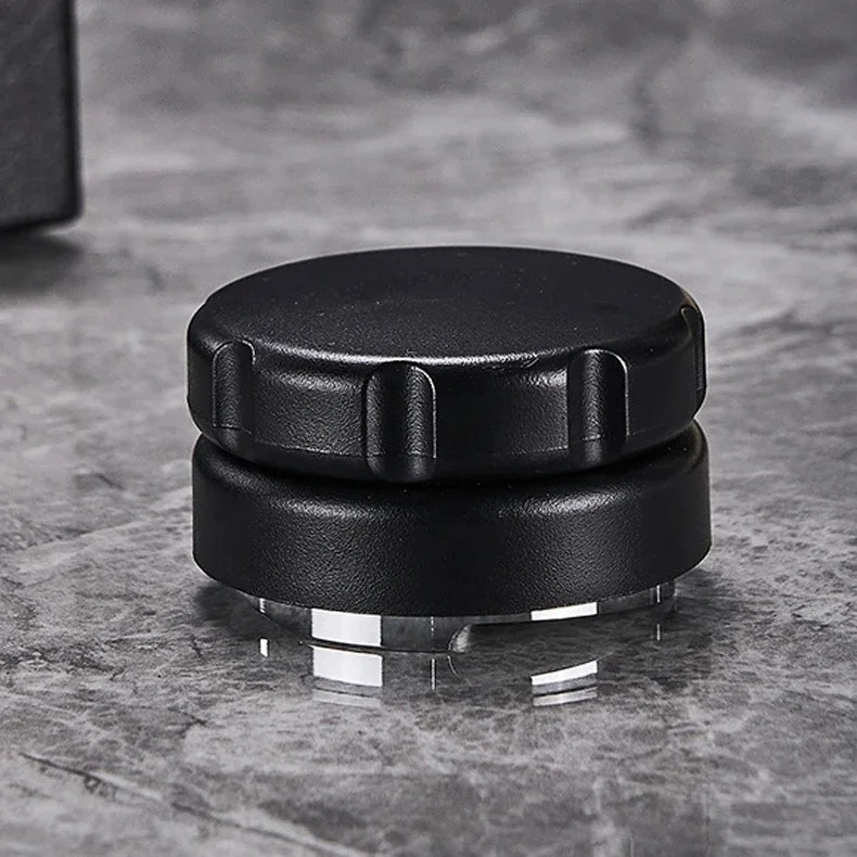 Distribution Tamper Triangle Press 51mm Black MACARON