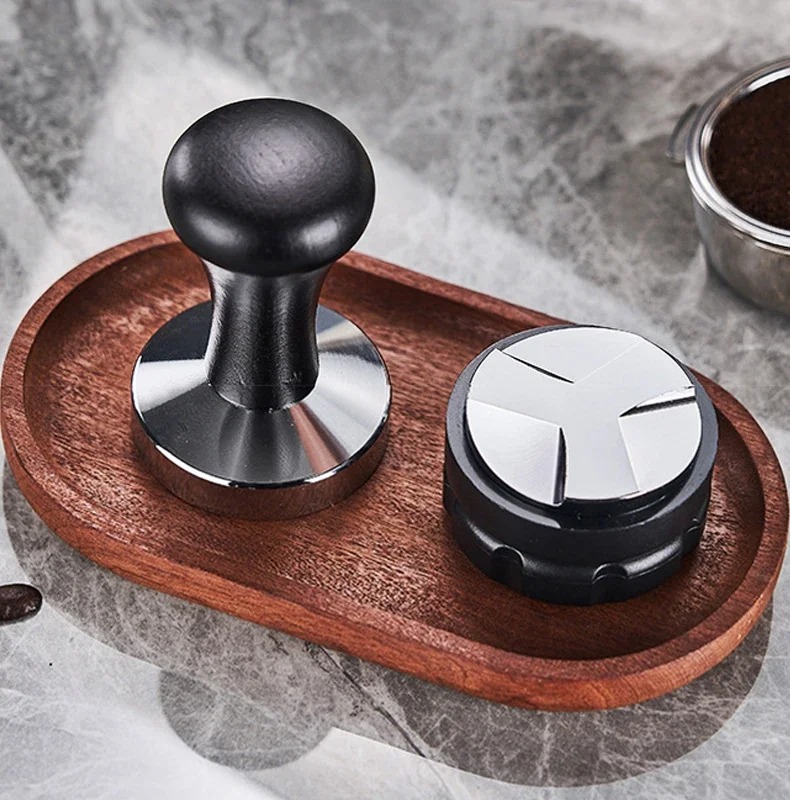 Distribution Tamper Triangle Press 51mm Black MACARON