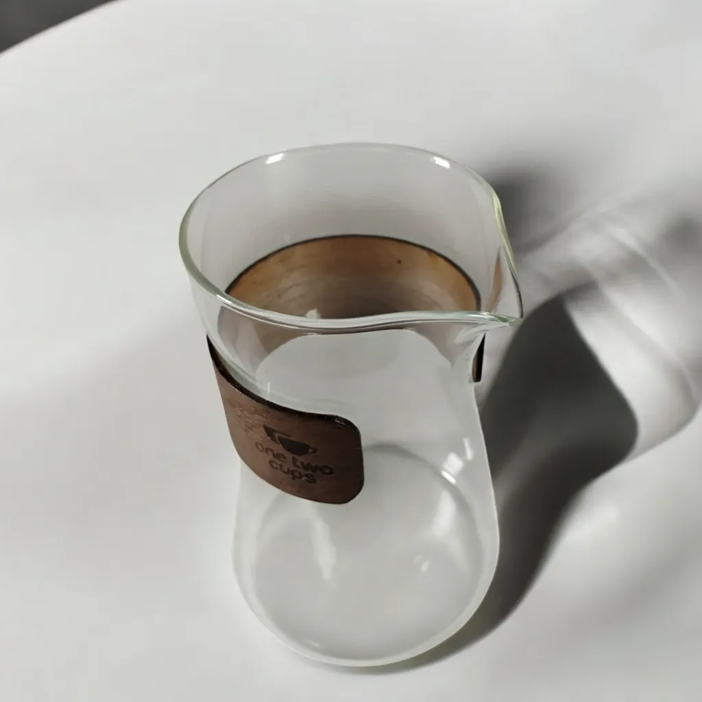 one-two-cups-teko-kopi-coffee-server-drip-pour-pitcher-jug-500ml-l1 (2).webp