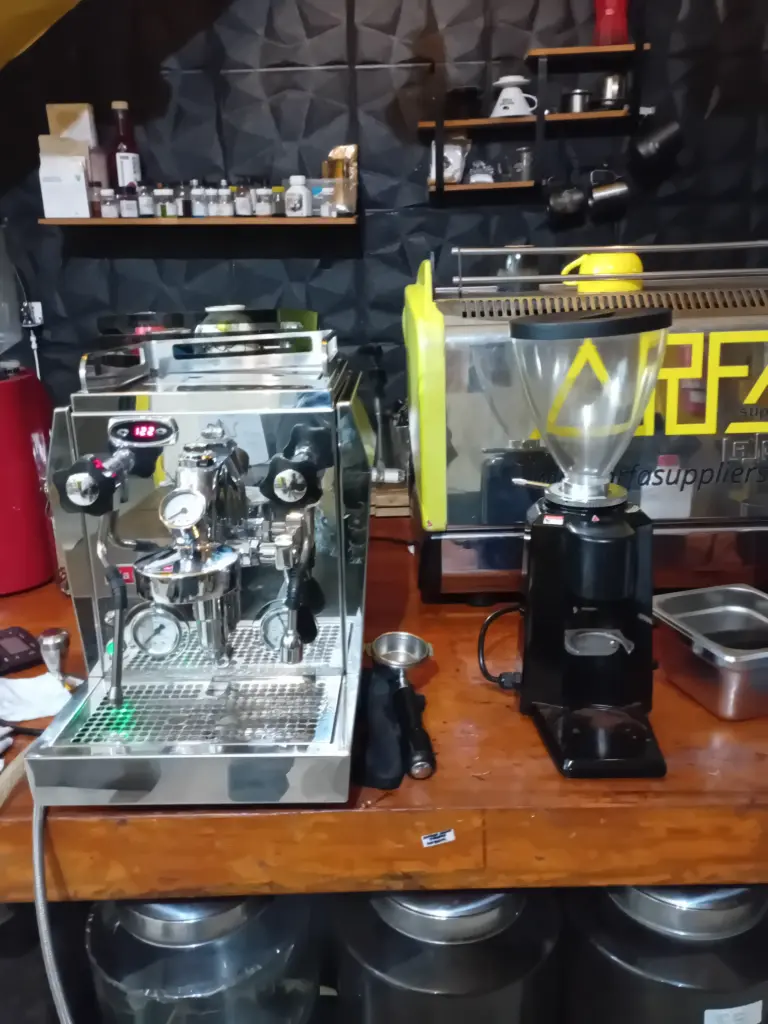 Bundle Botticelli Evoluzione La Pavoni SG + Feima 500N Grinder